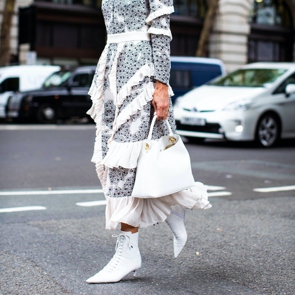 Alexandre Birman Millen White Lace up Leather Booties - Picture 6 of 14